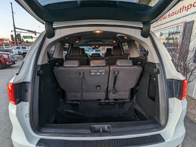 2018 Honda Odyssey, $15900. Photo 10