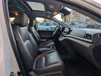 2018 Honda Odyssey, $15900. Photo 12