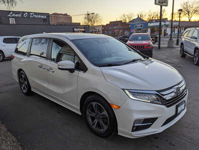 2018 Honda Odyssey, $15900. Photo 5