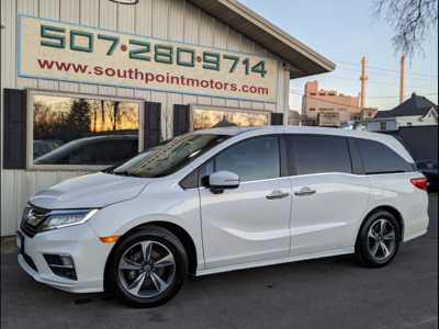 2018 Honda Odyssey, $15900. Photo 1