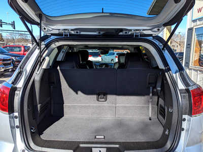2016 Buick Enclave, $14900. Photo 10
