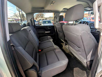 2017 Chevrolet 1500 Crew Cab, $17900. Photo 10