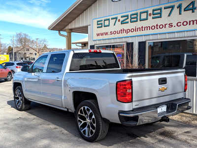 2017 Chevrolet 1500 Crew Cab, $17900. Photo 3