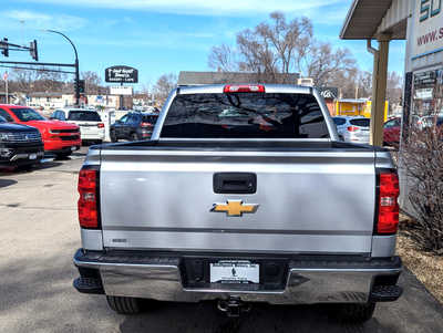 2017 Chevrolet 1500 Crew Cab, $17900. Photo 4