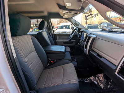 2012 RAM 1500 Crew Cab, $12900. Photo 11