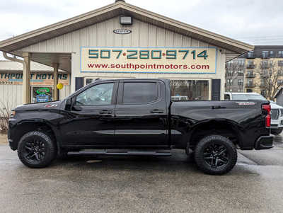 2021 Chevrolet 1500 Crew Cab, $44900. Photo 2