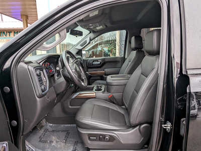 2021 Chevrolet 1500 Crew Cab, $44900. Photo 8