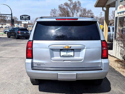 2020 Chevrolet Tahoe, $27900. Photo 4