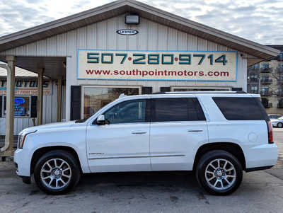2016 GMC Yukon, $23900. Photo 2