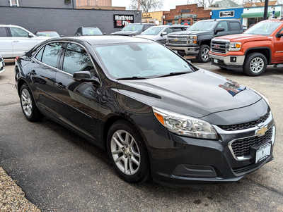 2016 Chevrolet Malibu, $12900. Photo 6