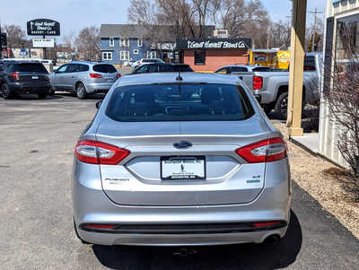 2015 Ford Fusion, $12900. Photo 4
