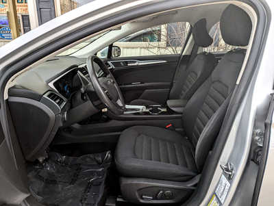 2015 Ford Fusion, $12900. Photo 8