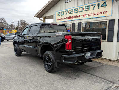 2020 Chevrolet 1500 Crew Cab, $39900. Photo 3