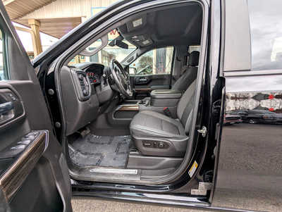 2020 Chevrolet 1500 Crew Cab, $39900. Photo 8