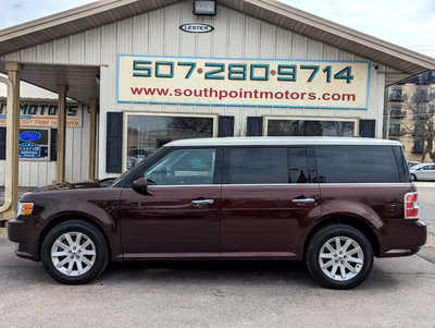 2009 Ford Flex, $6900. Photo 2