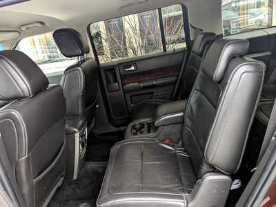 2009 Ford Flex, $6900. Photo 9