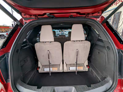 2013 Ford Explorer, $10900. Photo 11