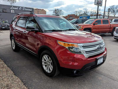 2013 Ford Explorer, $10900. Photo 6