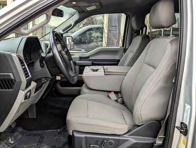 2015 Ford F150 Crew Cab, $18900. Photo 8