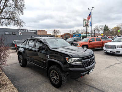 2017 Chevrolet Colorado Crew Cab, $23900. Photo 5
