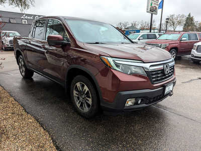 2019 Honda Ridgeline, $26900. Photo 6