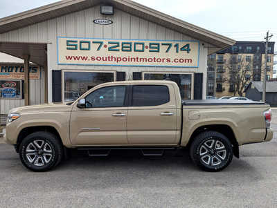 2016 Toyota Tacoma, $27900. Photo 2