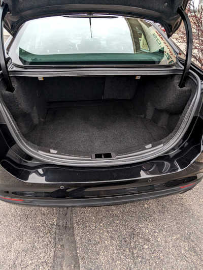 2015 Ford Fusion, $12900. Photo 12