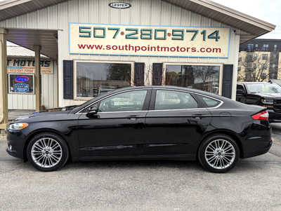 2015 Ford Fusion, $12900. Photo 2