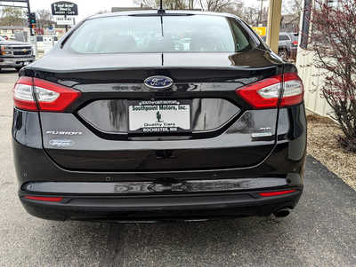 2015 Ford Fusion, $12900. Photo 3