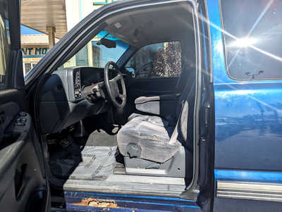 2000 Chevrolet 1500 Ext Cab, $2990. Photo 7