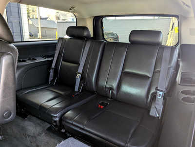 2013 GMC Yukon XL, $14900. Photo 9
