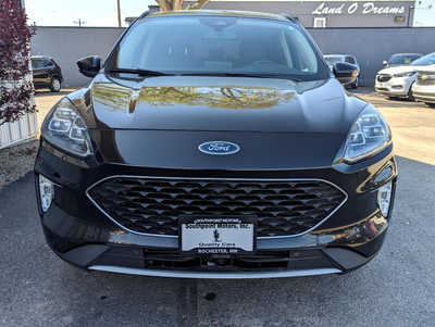 2020 Ford Escape, $16900. Photo 5