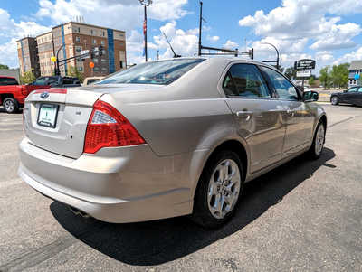 2010 Ford Fusion, $8900. Photo 5