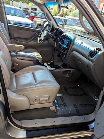 2003 Toyota Sequoia, $12900. Photo 12