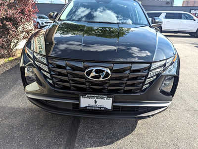 2022 Hyundai Tucson, $23900. Photo 7