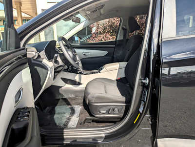 2022 Hyundai Tucson, $23900. Photo 8