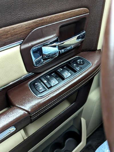 2014 RAM 1500 Crew Cab, $21900. Photo 12