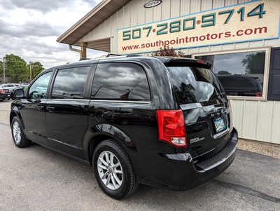 2018 Dodge Caravan, Grand, $10900. Photo 3