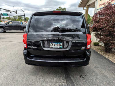2018 Dodge Caravan, Grand, $10900. Photo 4