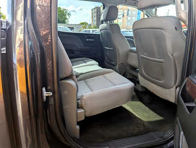 2015 GMC 1500 Crew Cab, $22900. Photo 9
