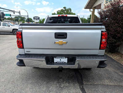 2015 Chevrolet 1500 Crew Cab, $21900. Photo 4