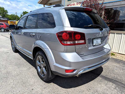 2016 Dodge Journey, $13900. Photo 3