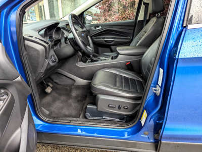 2017 Ford Escape, $15900. Photo 8