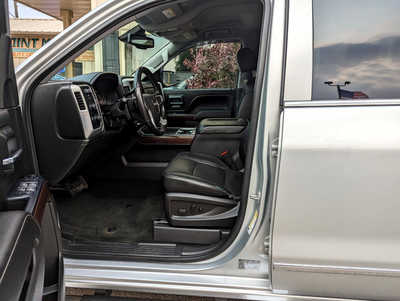 2016 GMC 1500 Crew Cab, $24900. Photo 8