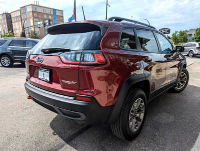 2020 Jeep Cherokee, $18900. Photo 5
