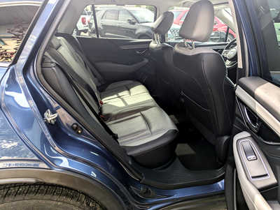 2020 Subaru Outback, $22900. Photo 10