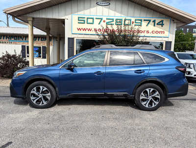 2020 Subaru Outback, $22900. Photo 2