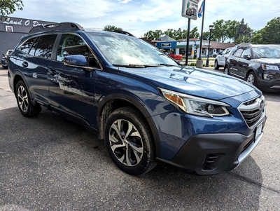 2020 Subaru Outback, $22900. Photo 6