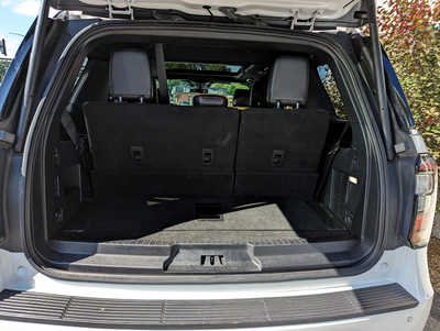 2019 Ford Expedition, $29900. Photo 10