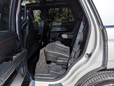 2019 Ford Expedition, $29900. Photo 9